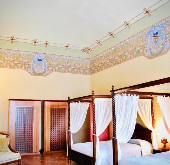 스탠다드 룸 킹사이즈 침대, Villa Liverzano