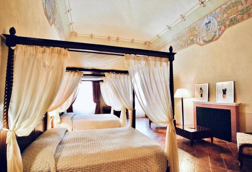 스탠다드 룸 킹사이즈 침대, Villa Liverzano