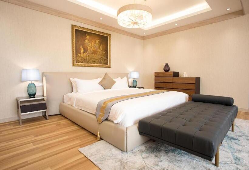 디럭스 스위트, Vientiane Yooeun