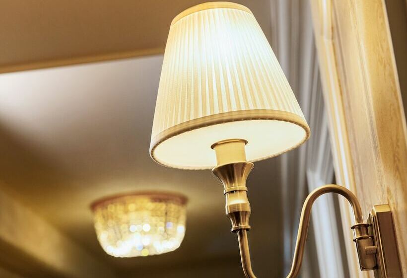 غرفة قياسية فردية, Takarazuka