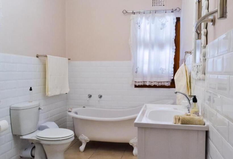 חדר סטנדרט, Aan Den Weg