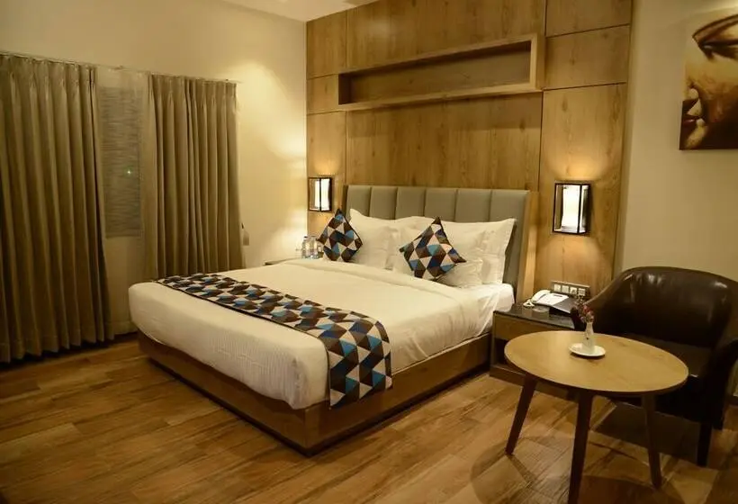 اتاق لوکس, Lords Inn Jamnagar -Motikhavdi
