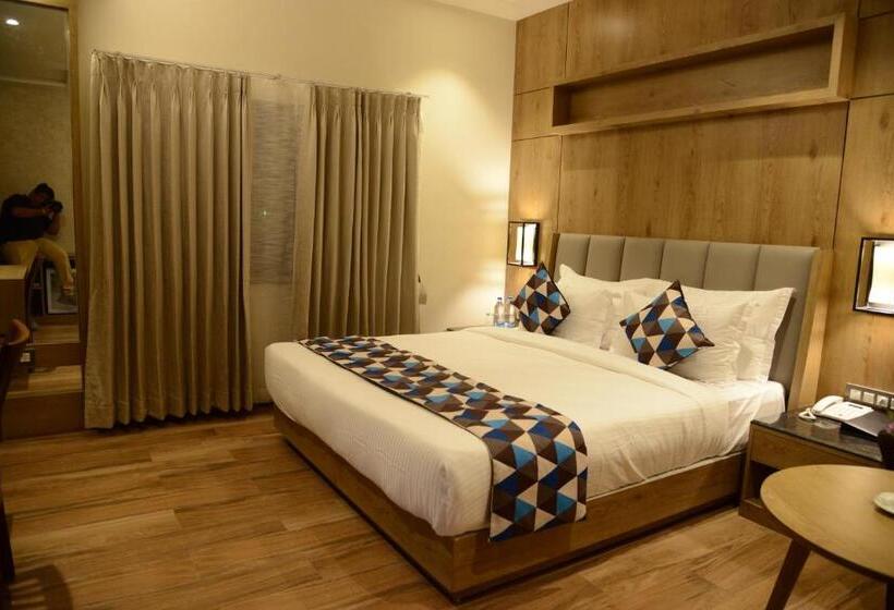 חדר דלוקס, Lords Inn Jamnagar -Motikhavdi