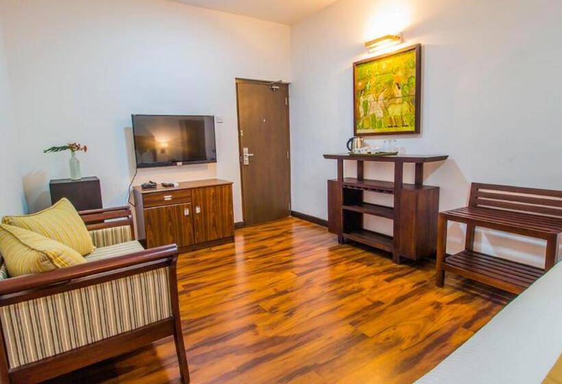 Quarto Estandar, Pearl Royal Hotel, Colombo