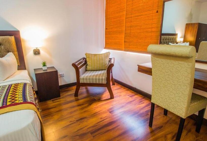 Quarto Estandar, Pearl Royal Hotel, Colombo