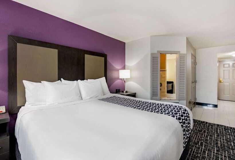 디럭스 룸, La Quinta Inn By Wyndham West Long Branch