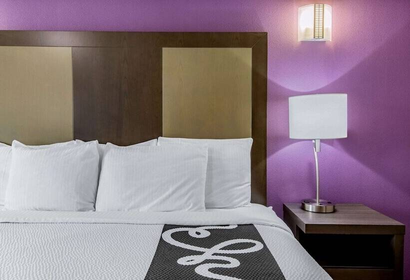 장애인용 디럭스룸, La Quinta Inn By Wyndham West Long Branch