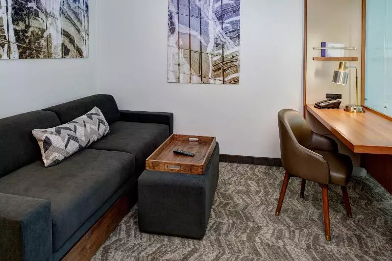 اتاق استاندارد, Marriott Louisville East