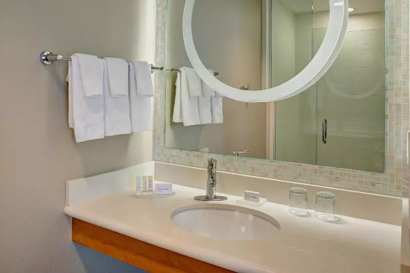 اتاق استاندارد, Marriott Louisville East