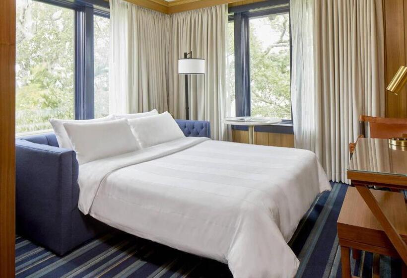 غرفة قياسية سرير ملكى, Grand Hotel Golf Resort & Spa, Autograph Collection