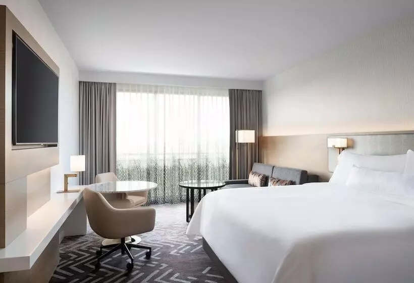 اتاق استاندارد با تخت دوبل و چشم‌انداز پارک, The Westin Anaheim Resort