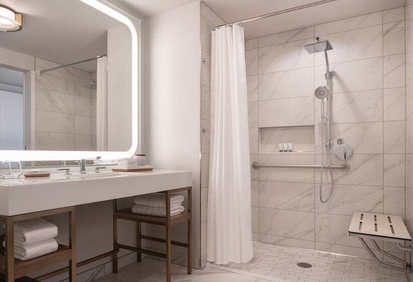 ダブルベッドのスタンダードスタジオ, The Westin Anaheim Resort