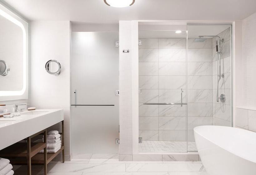 スイート, The Westin Anaheim Resort