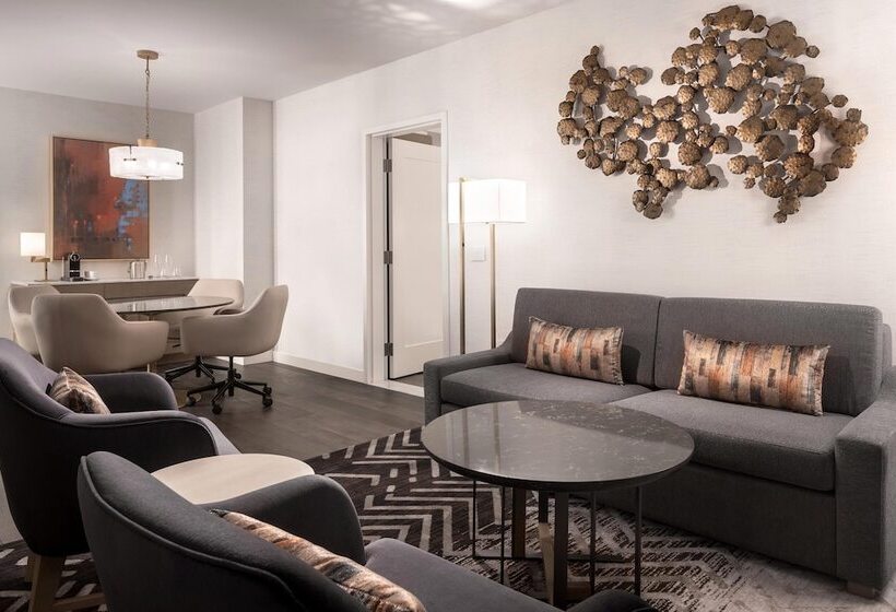 スイート, The Westin Anaheim Resort