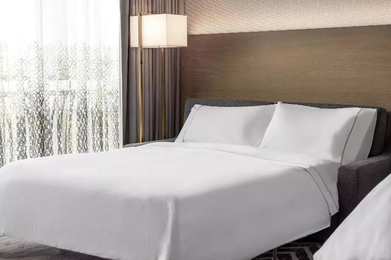 اتاق استاندارد با چشم‌انداز پارک, The Westin Anaheim Resort