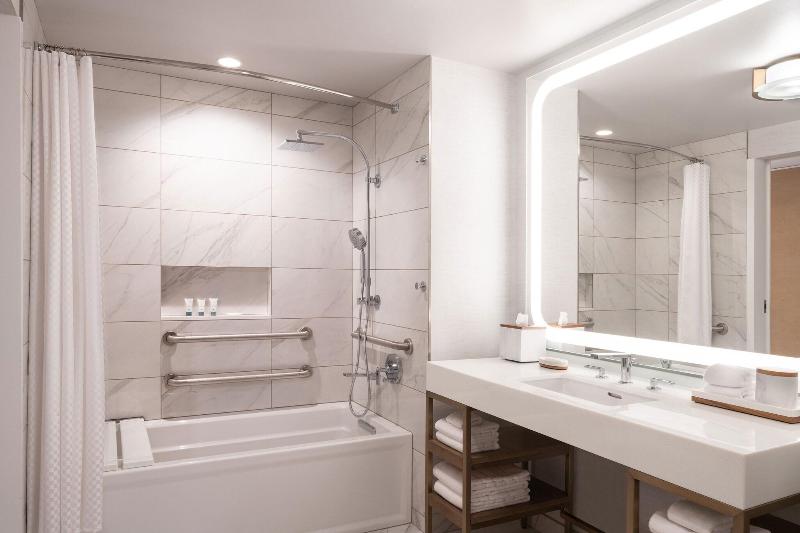 公園の見えるスタンダードルーム, The Westin Anaheim Resort