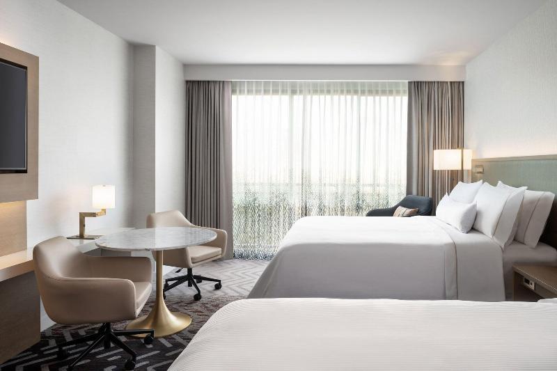 公園の見えるスタンダードルーム, The Westin Anaheim Resort