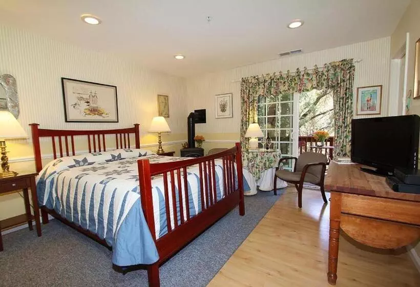 اتاق خانوادگی, Mccaffrey House Bed And Breakfast Inn