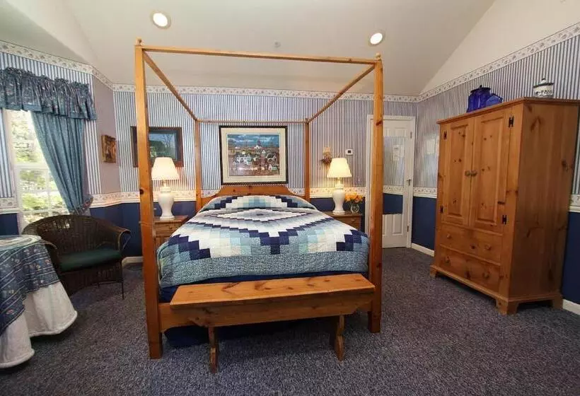 اتاق لوکس, Mccaffrey House Bed And Breakfast Inn