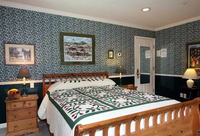 اتاق لوکس, Mccaffrey House Bed And Breakfast Inn