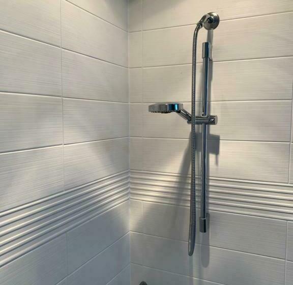 Номер Стандарт Адаптированный для Инвалидов, Microtel Inn By Wyndham Charlotte Airport