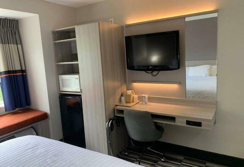 Номер Deluxe Кровать Кинг, Microtel Inn By Wyndham Charlotte Airport