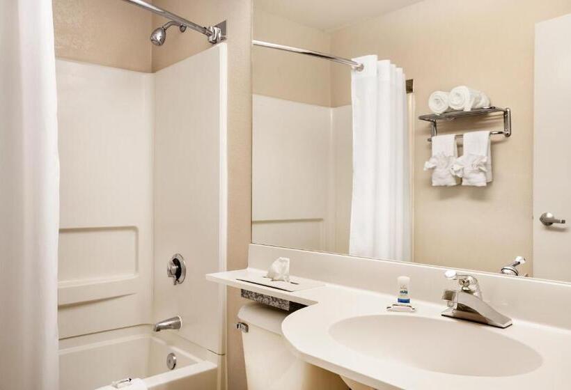 标准间, Microtel Inn By Wyndham Louisville East