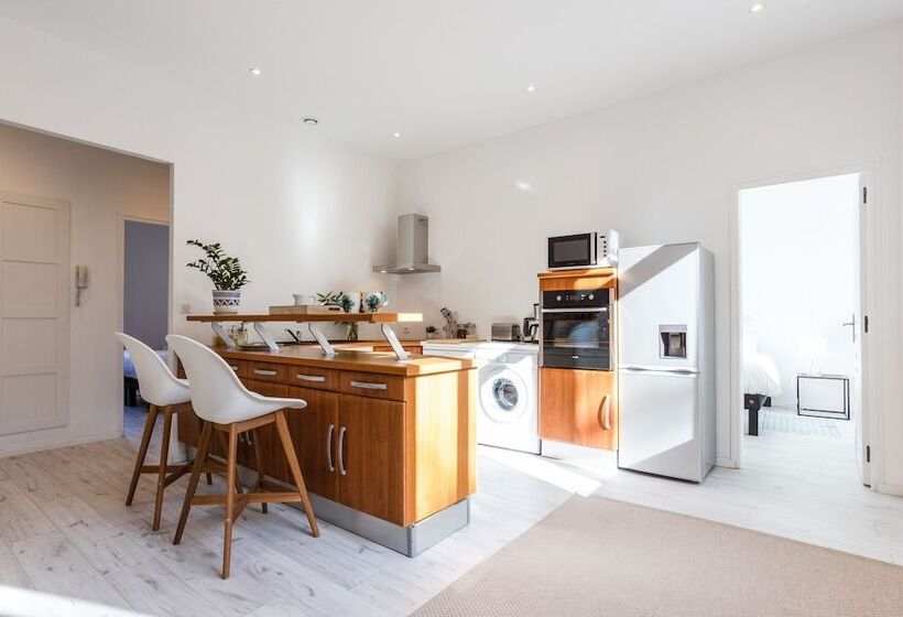 家庭公寓, Suite Souplex Château Côte De Nacre