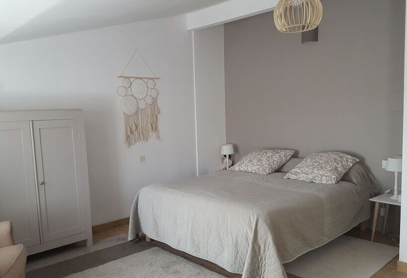 Четырехместный Номер Deluxe, La Belle Vie B&b