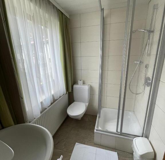 标准间, Arlbergsun