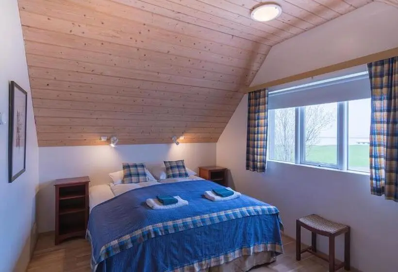 اتاق استاندارد با سرویس بهداشتی مشترک, Skyrhusid Hi Hostel