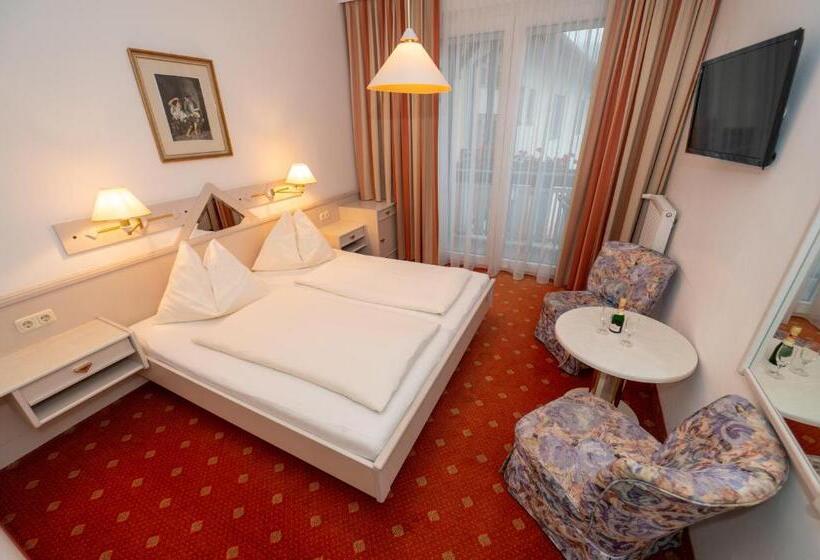 Номер Стандарт с Балконом, Pension & Apartments Ertl
