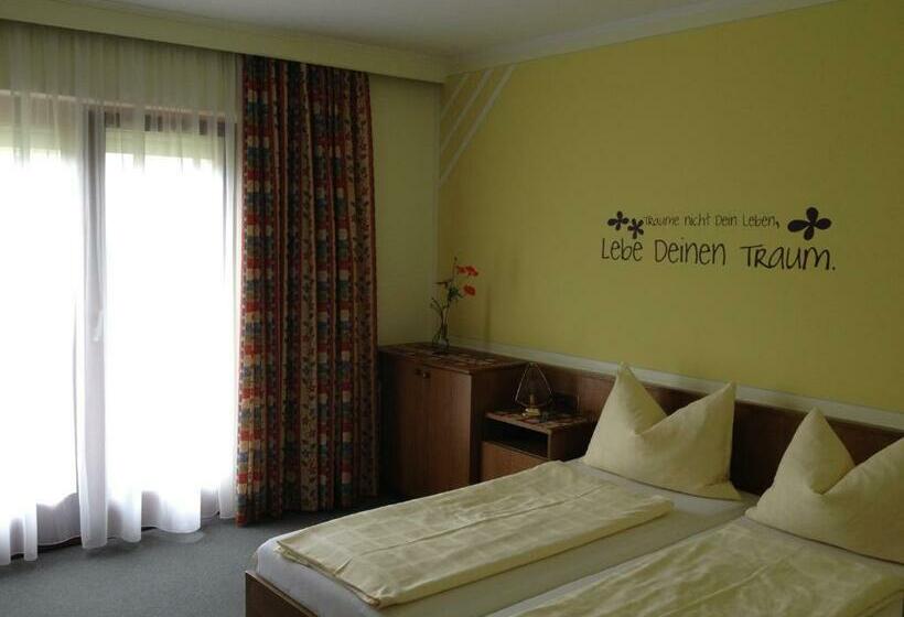 اتاق استاندارد با بالکن, Pension Seerose