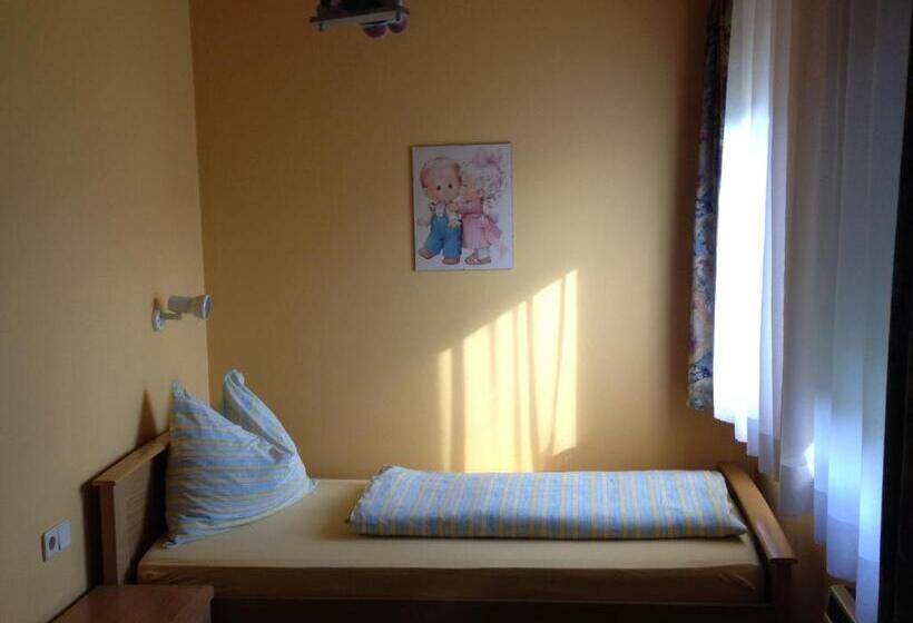 2 Bedrooms Apartment Lake View, Pension Seerose