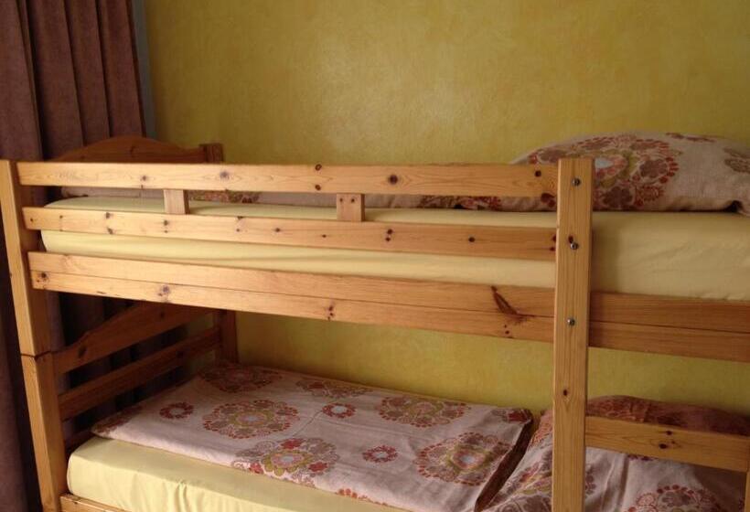 2 Bedrooms Apartment Lake View, Pension Seerose