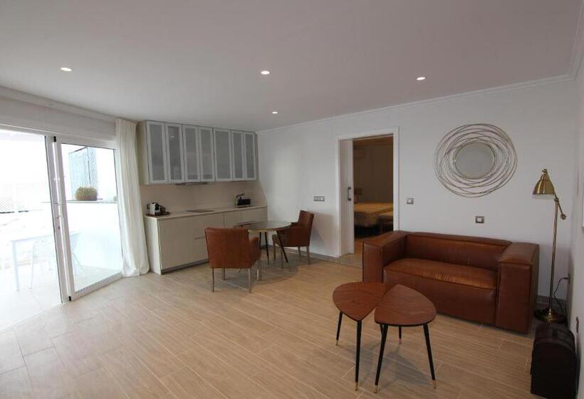 جناح ديلوكس, Coral Arena Dorada