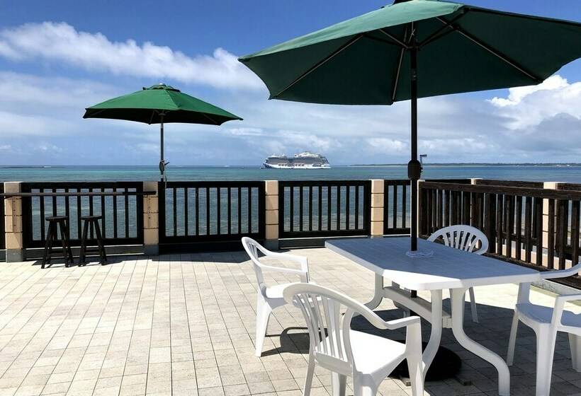 침실 1개 주택, Pontoon