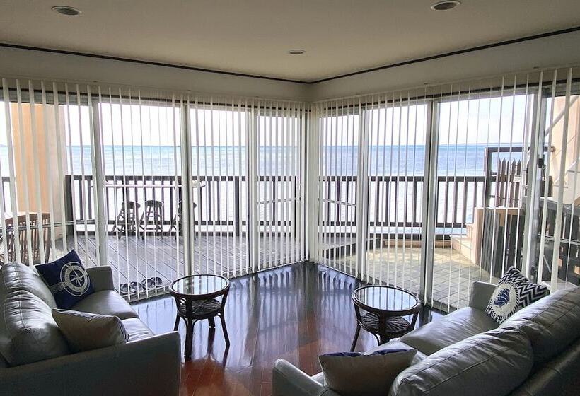 침실 1개 주택, Pontoon