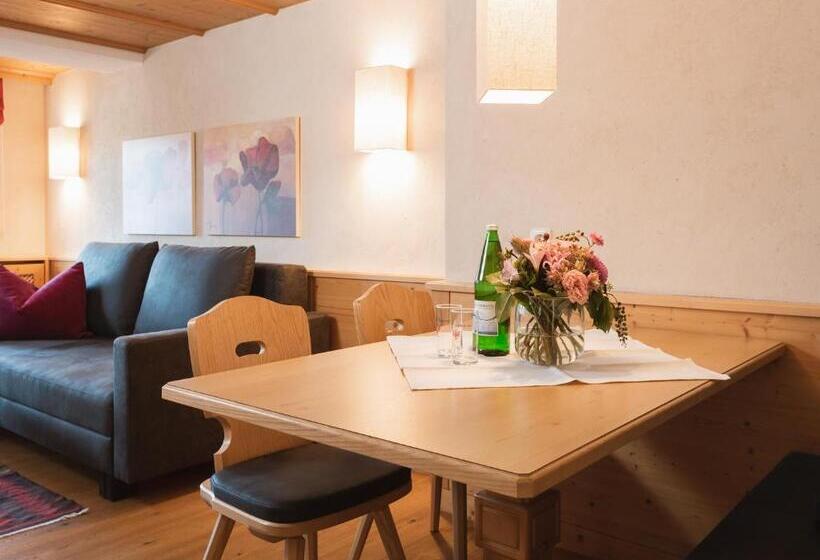 Апартаменты 1 Спальня с Балконом, Alpina&more Apartments I Zimmer