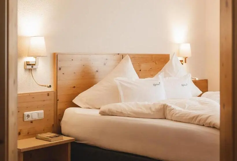 庭の見える１ベッドルームアパートメント, Alpina&more Apartments I Zimmer