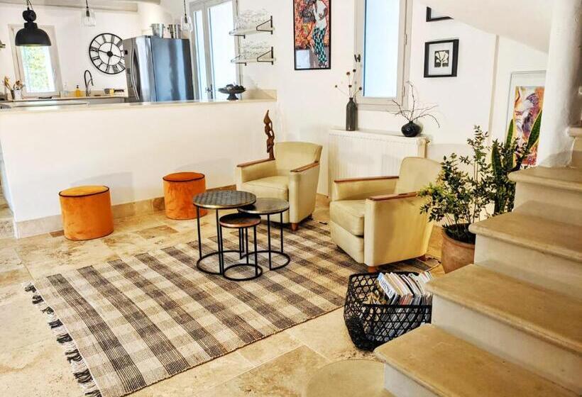 전용 풀장 스위트, Le Mas Des Oules