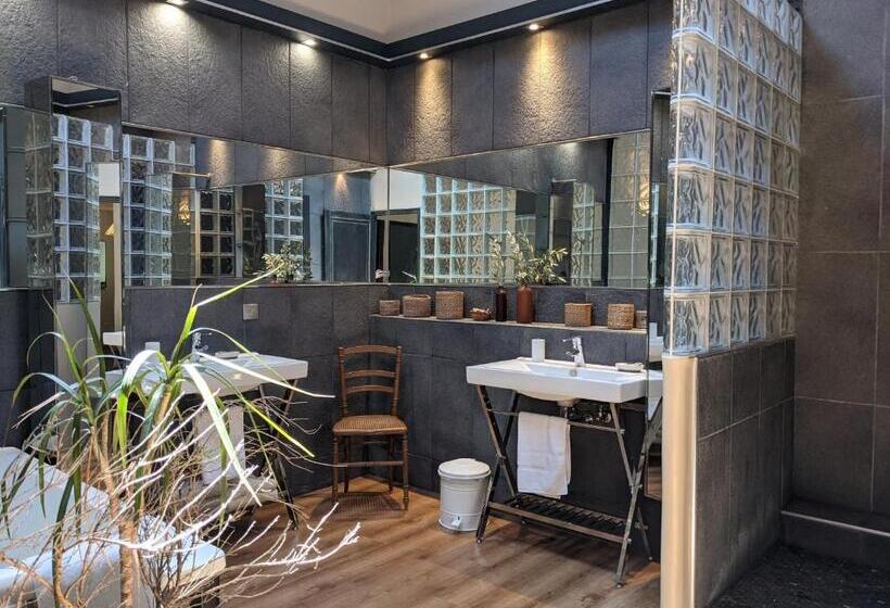 전용 풀장 스위트, Le Mas Des Oules