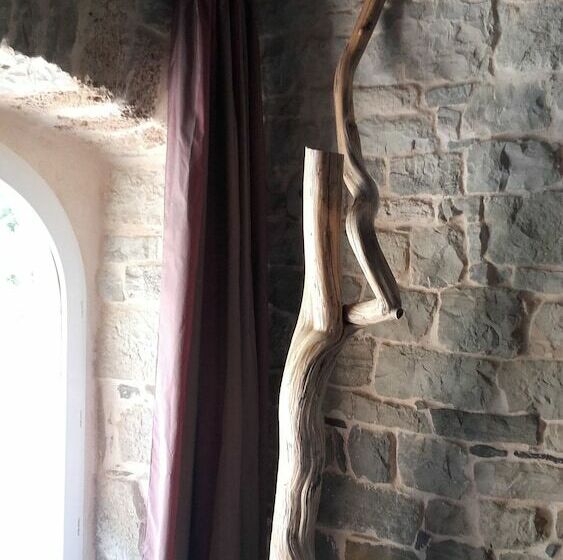 Семейный Номер, Le Moulin De Gauty