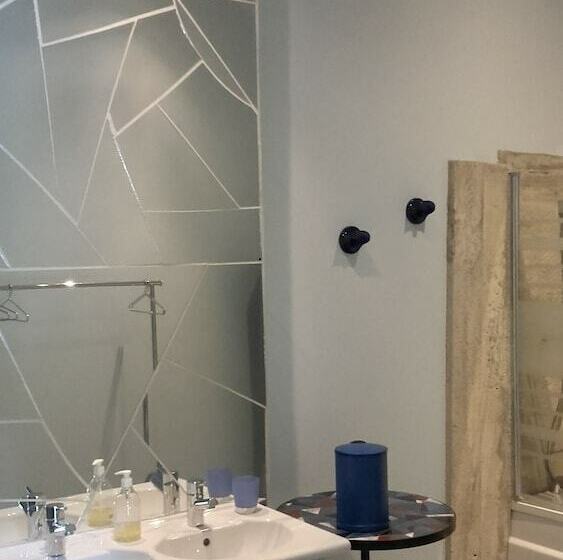 Семейный Номер, Le Moulin De Gauty