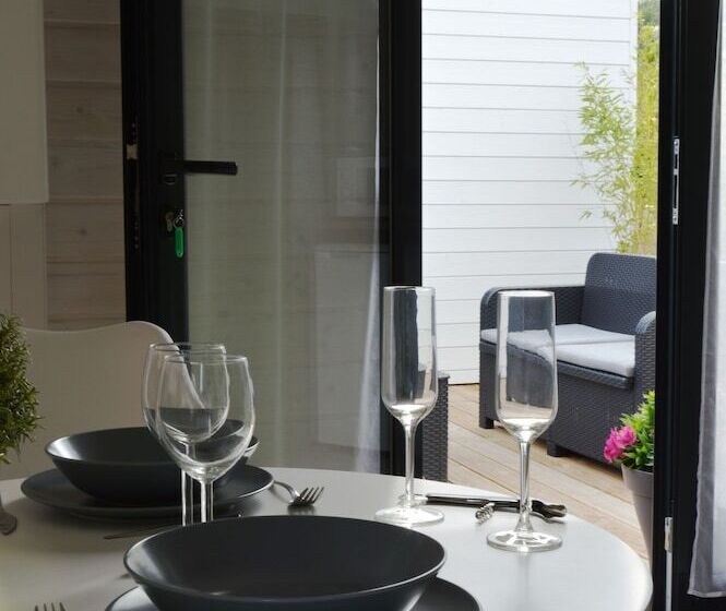 غرفة قياسية, Au Cap Norwoe