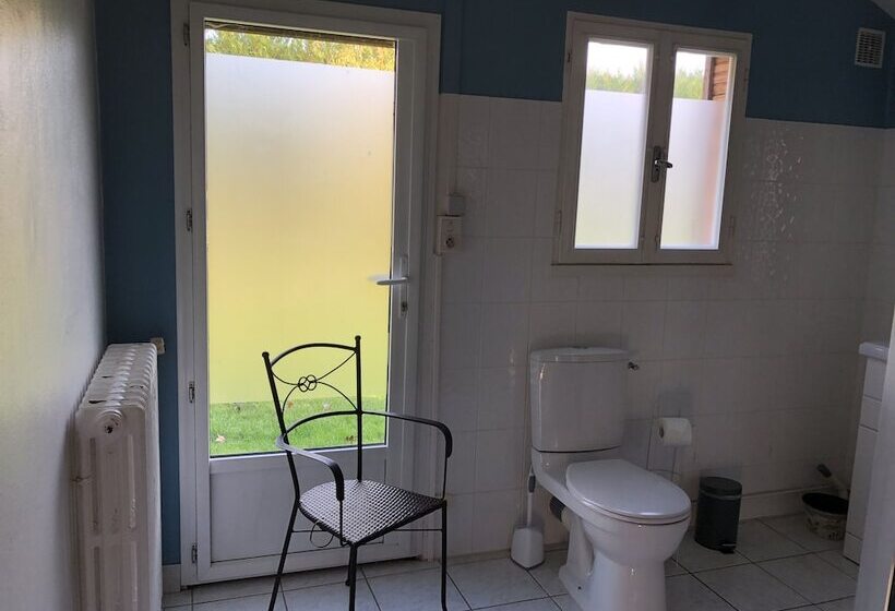 家庭套房, L'arbre D'alaïs