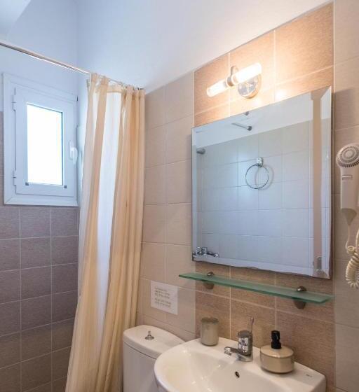 חדר סטנדרט, Albertos House