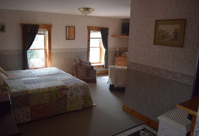 غرفة قياسية, Black Lantern Inn