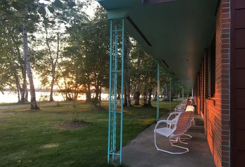 １ベッドルームアパートメント, Historic Birch Lodge And Motel