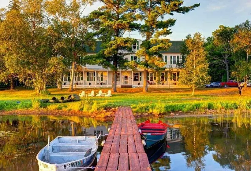 スイート, Historic Birch Lodge And Motel